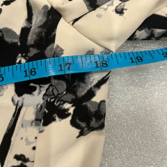 [4]Rachel Roy Sailor Floral Blazer- NWOT - Picture 6 of 13